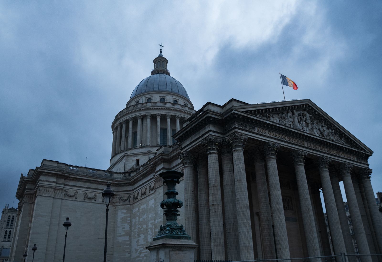The Panthéon in Paris under a cloudy evening sky