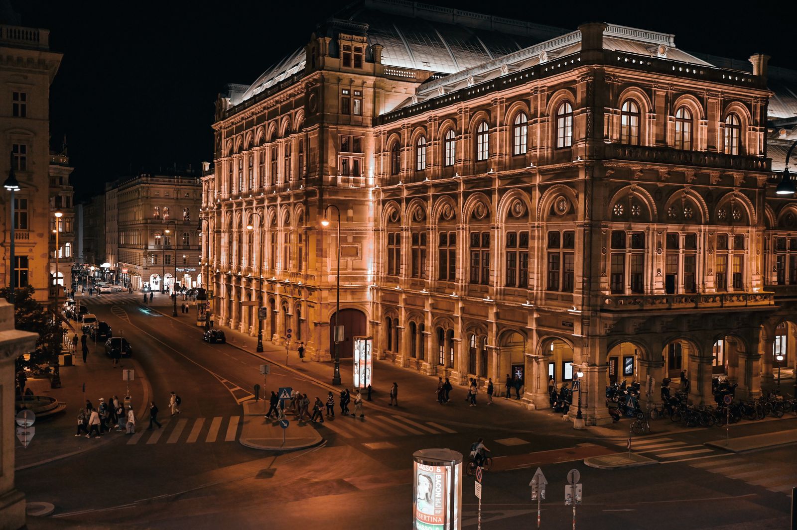 The Vienna State Opera lit up at night