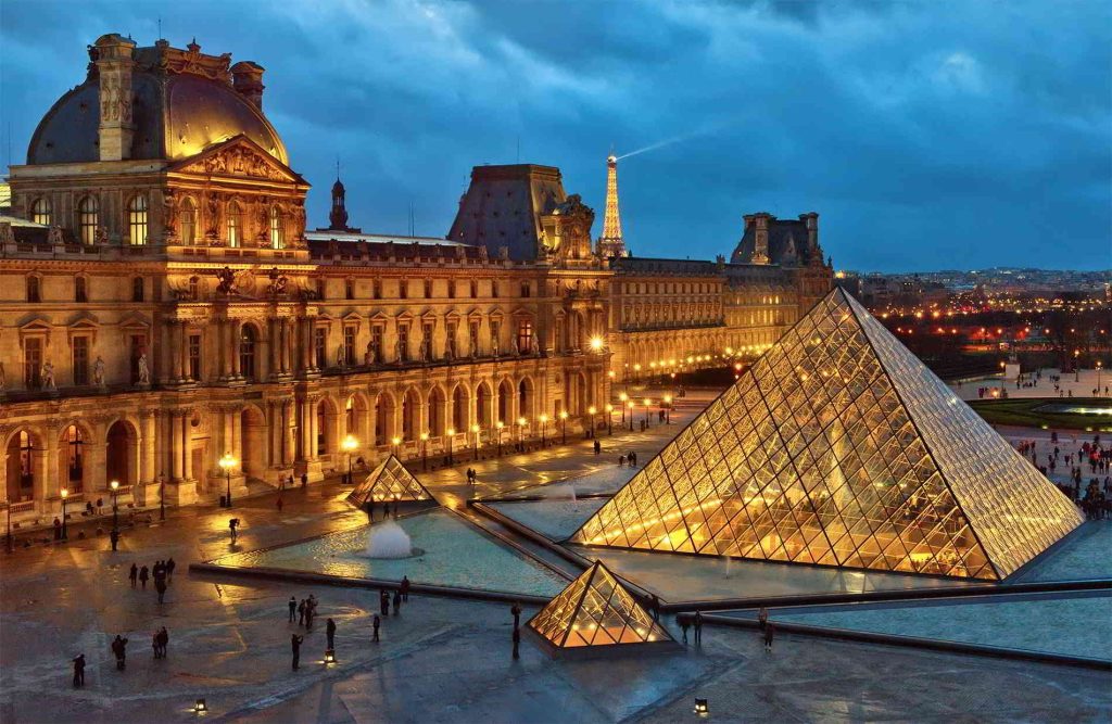 Paris in December: Three Exhibitions That Shouldn’t Exist at Once