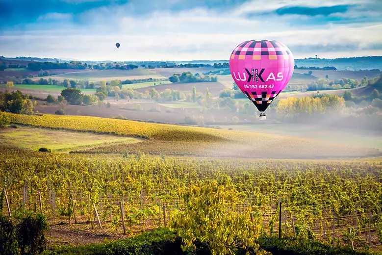 12 Extraordinary Moments: Your Year of Uncommon Experiences in France 24 12 Extraordinary Moments: Your Year of Uncommon Experiences in France