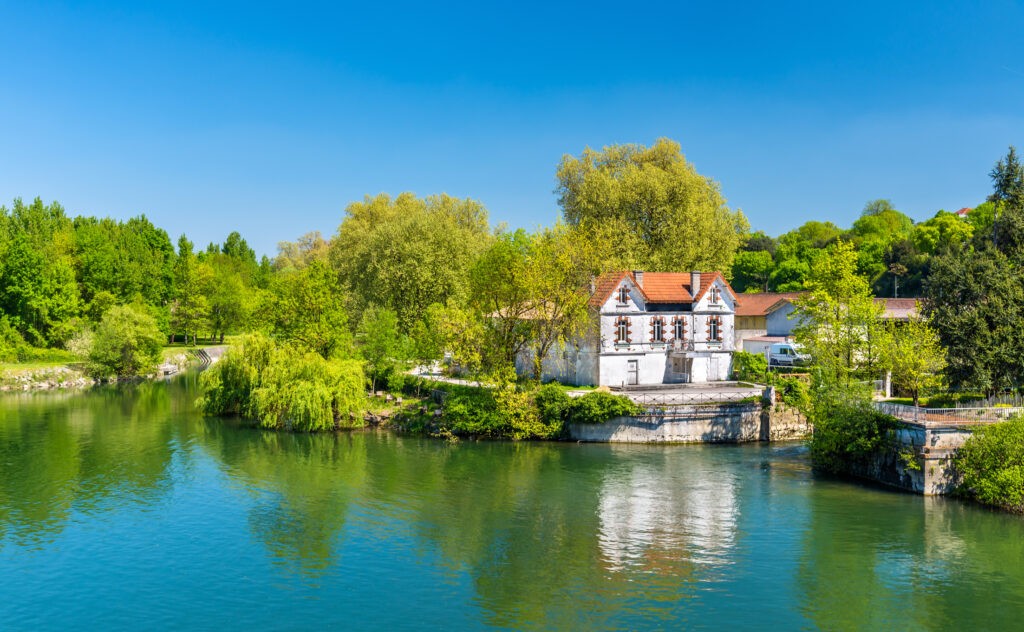 5 Reasons Luxury Travelers Should Visit Cognac, France