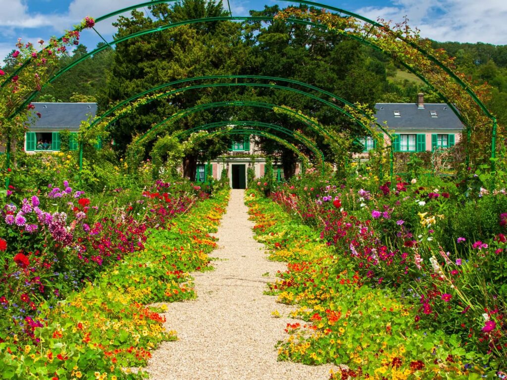 The 6 Most Beautiful Gardens In France: Luxurious Havens