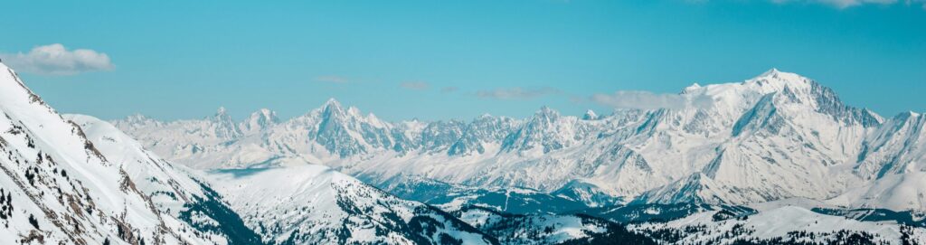 Adventurous Proposal in the French Alps: Romance in the Snow