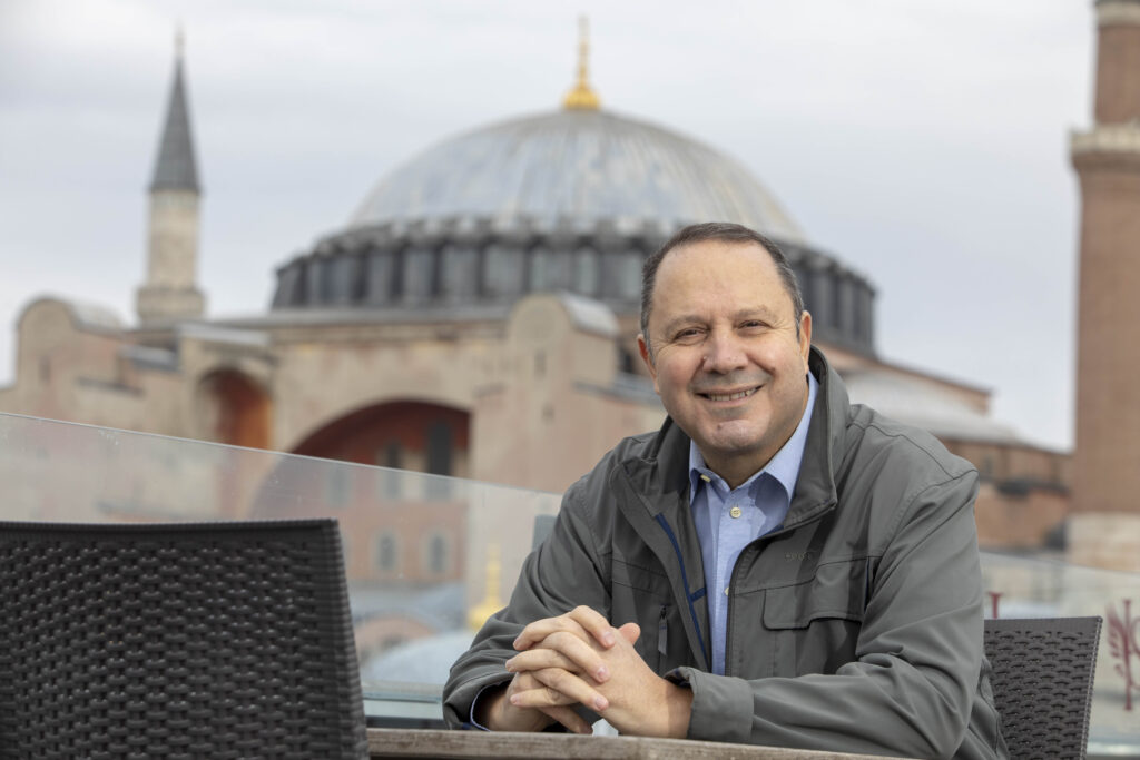 Exploring Istanbul Through the Eyes of Şerif Yenen