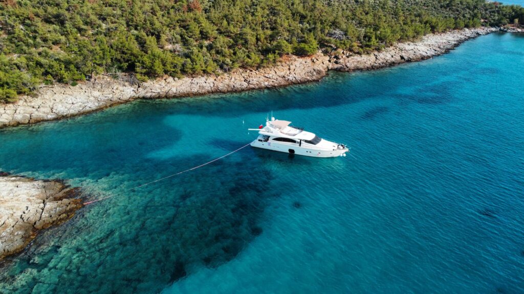 Where Dreams Set Sail : Your Bespoke Mediterranean Yacht Charter