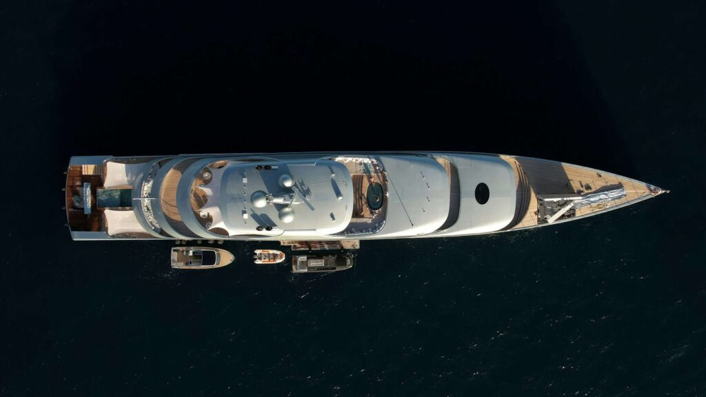 Where Dreams Set Sail : Your Bespoke Mediterranean Yacht Charter