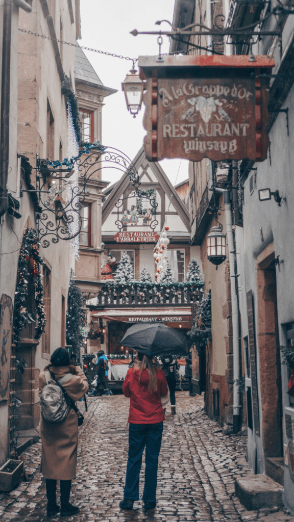 Christmas Markets to Real Kitchens: Winter Gastronomy in Europe 1 Christmas Markets to Real Kitchens: Winter Gastronomy in Europe