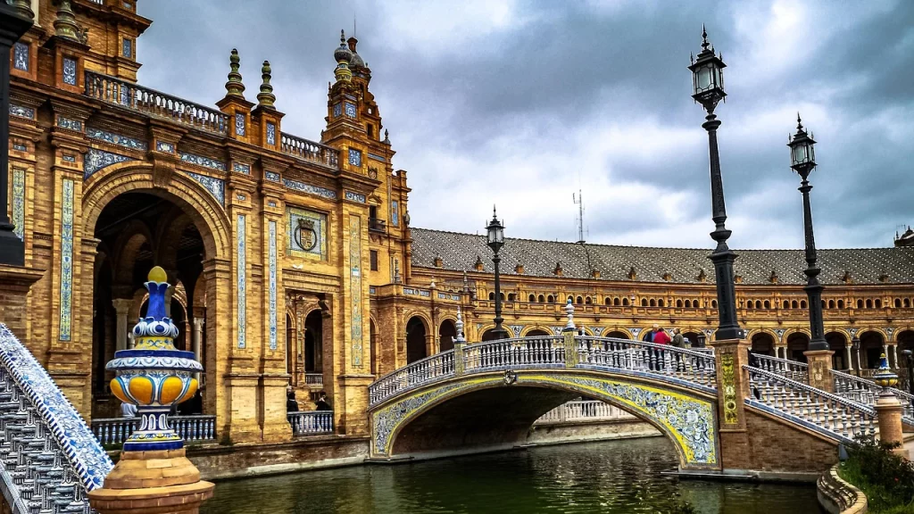 Semana Santa 2026: When Seville Tightens Into Rhythm