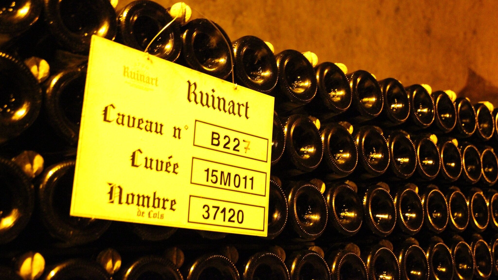 5 Luxury Day Trips from Paris: Private Châteaux & VIP Access 1 5 Luxury Day Trips from Paris: Private Châteaux & VIP Access